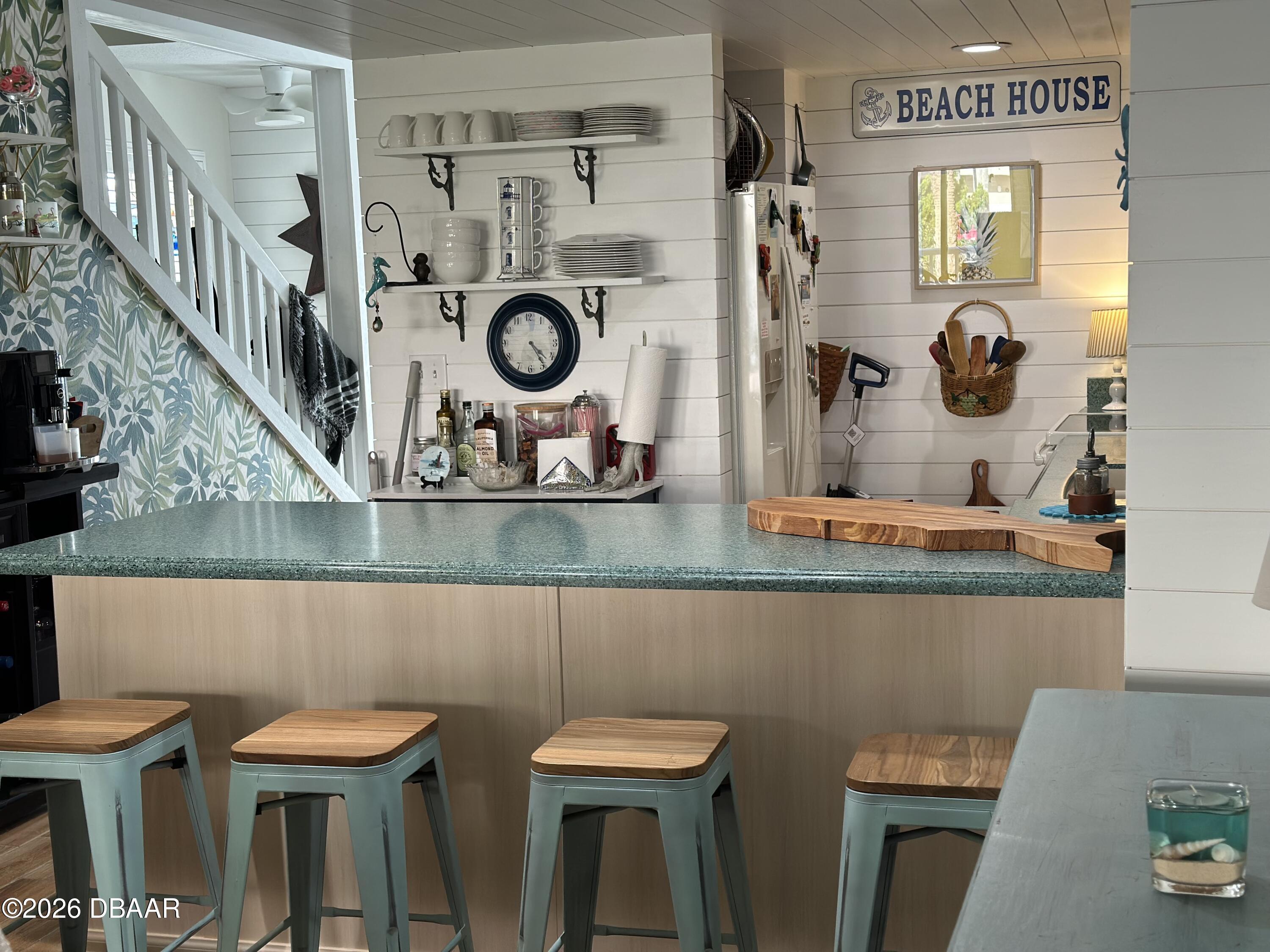 4758 S Atlantic Avenue