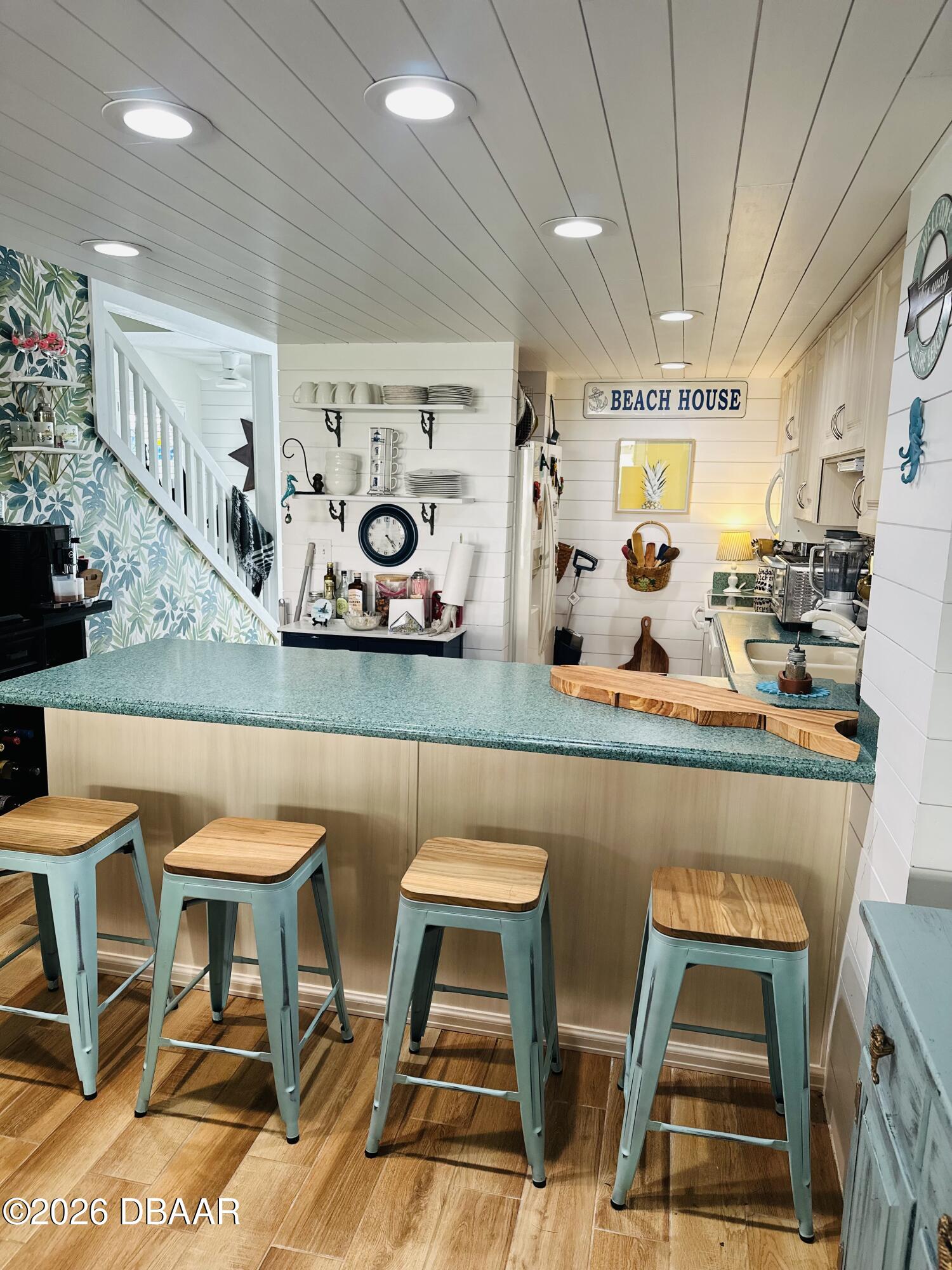 4758 S Atlantic Avenue