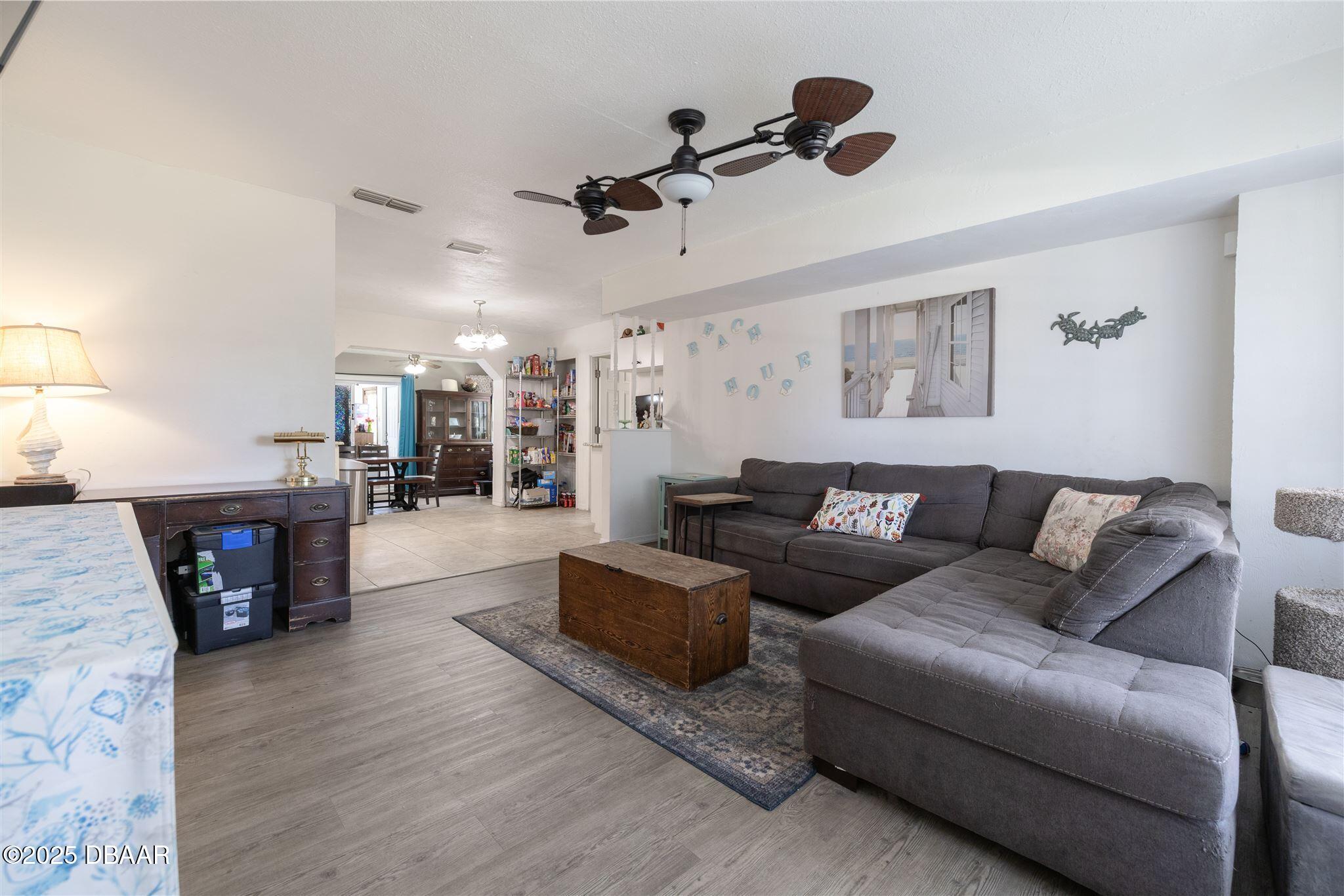 1052 Tompkins Drive