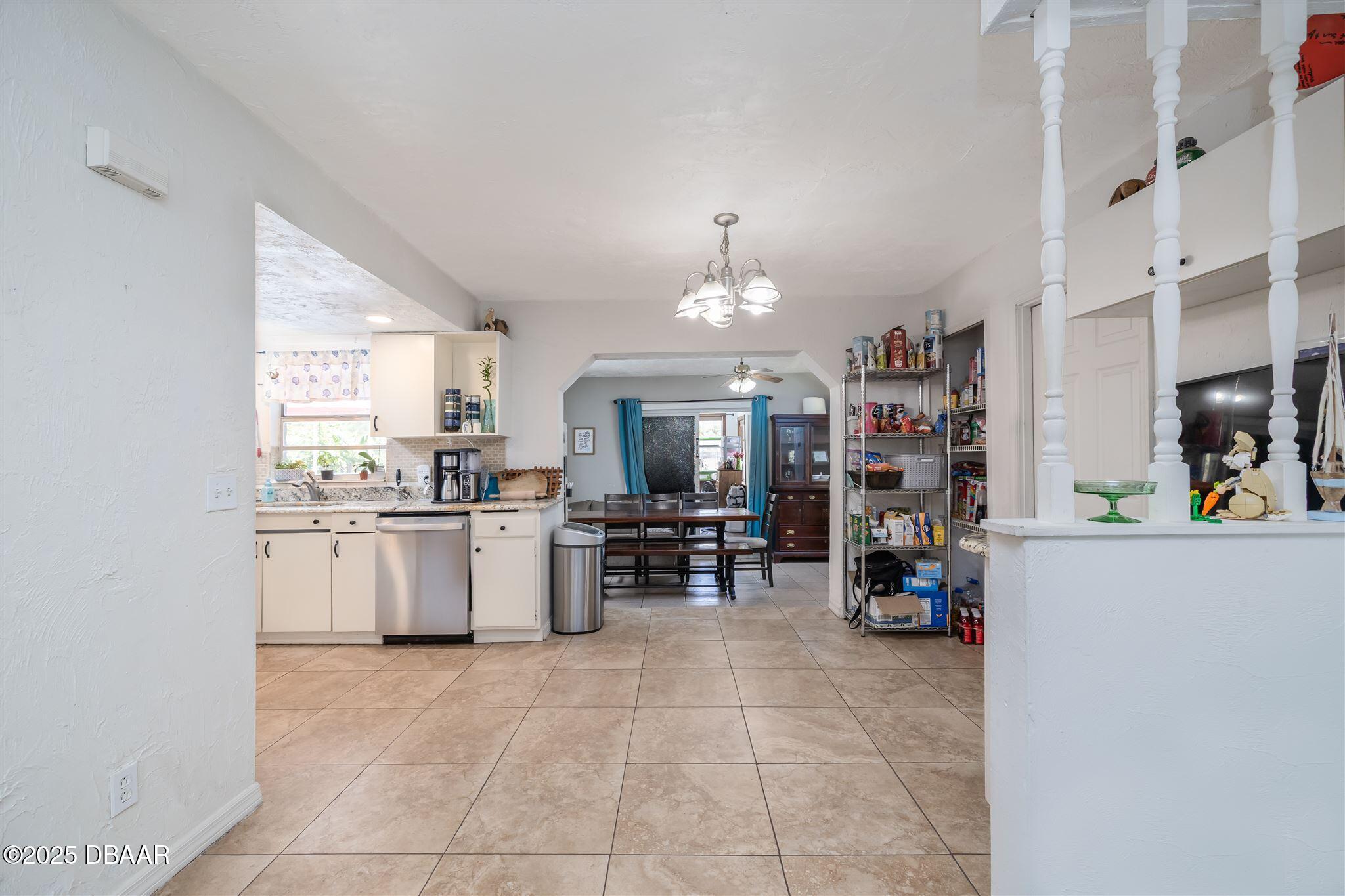 1052 Tompkins Drive