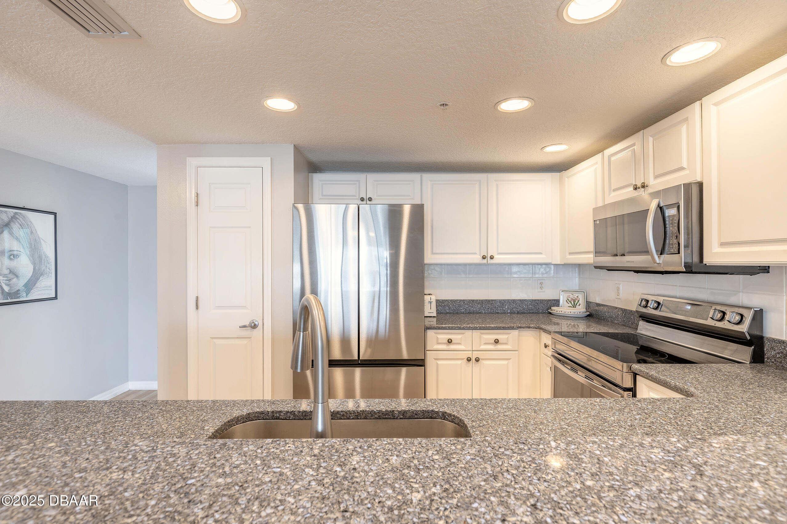 5300 S Atlantic Avenue 1-603