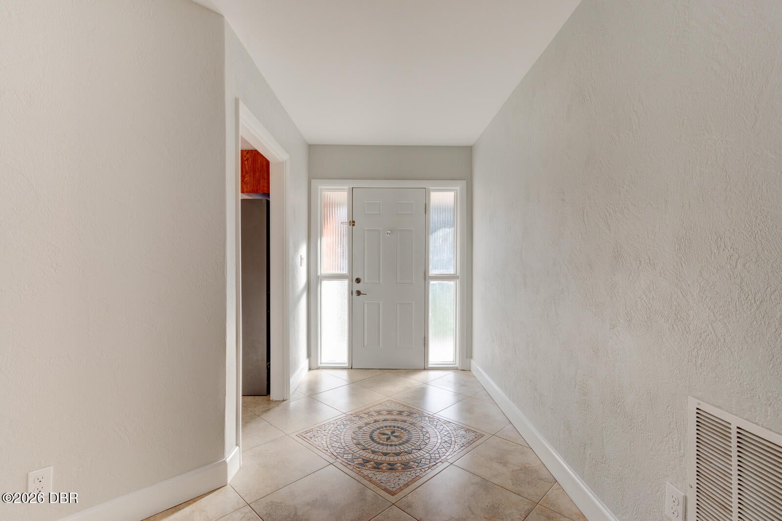 760 Magnolia Avenue
