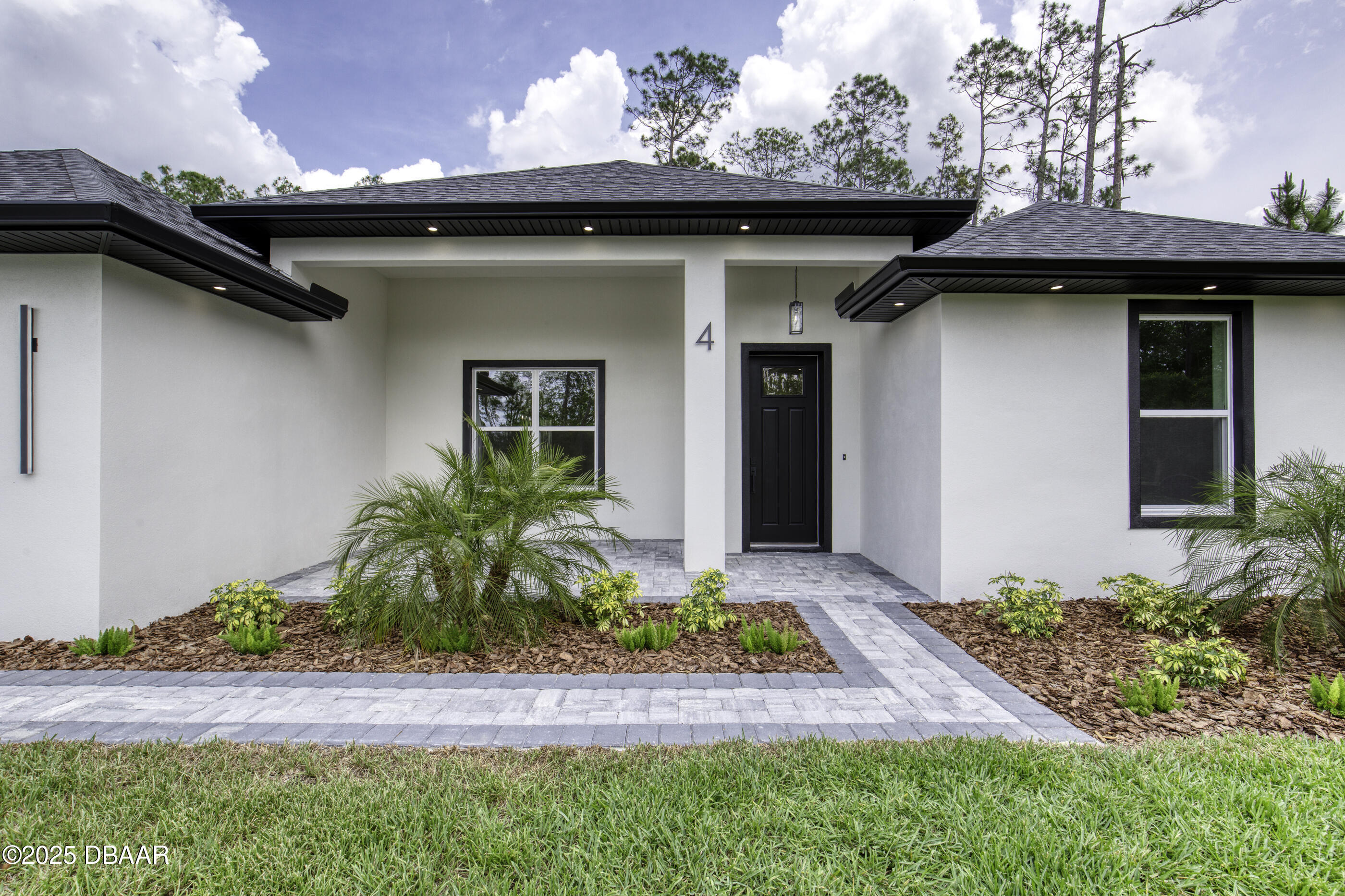 4 Deerfield Court