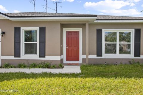 A home in DeLand