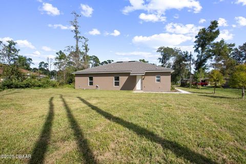 A home in DeLand