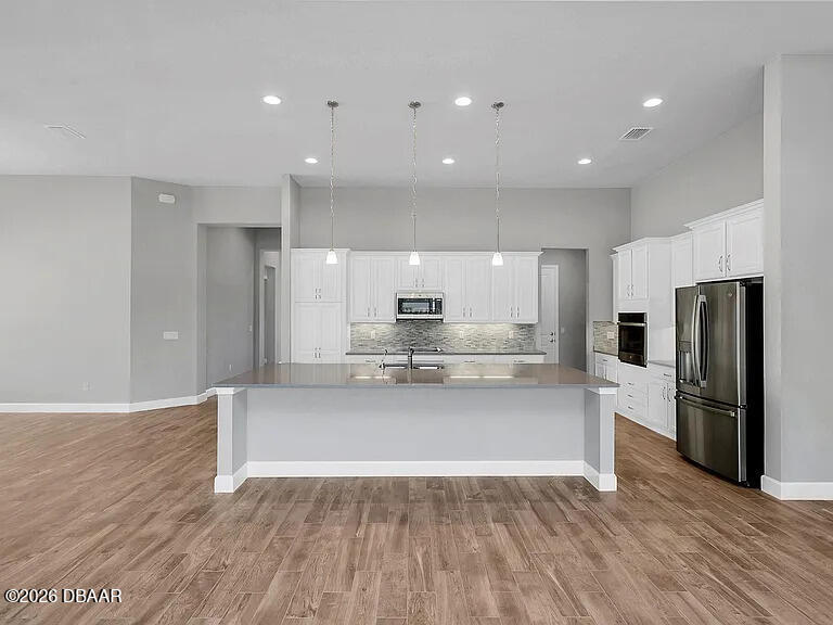 665 Mosaic Boulevard