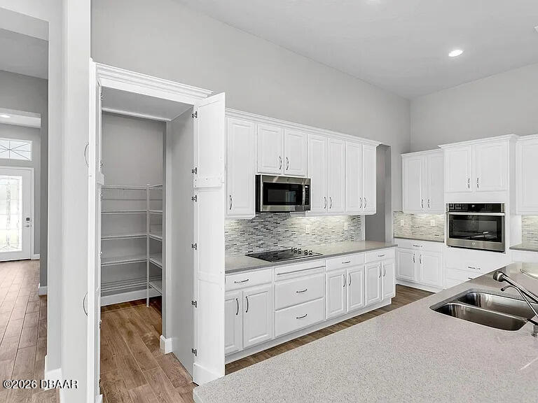 665 Mosaic Boulevard