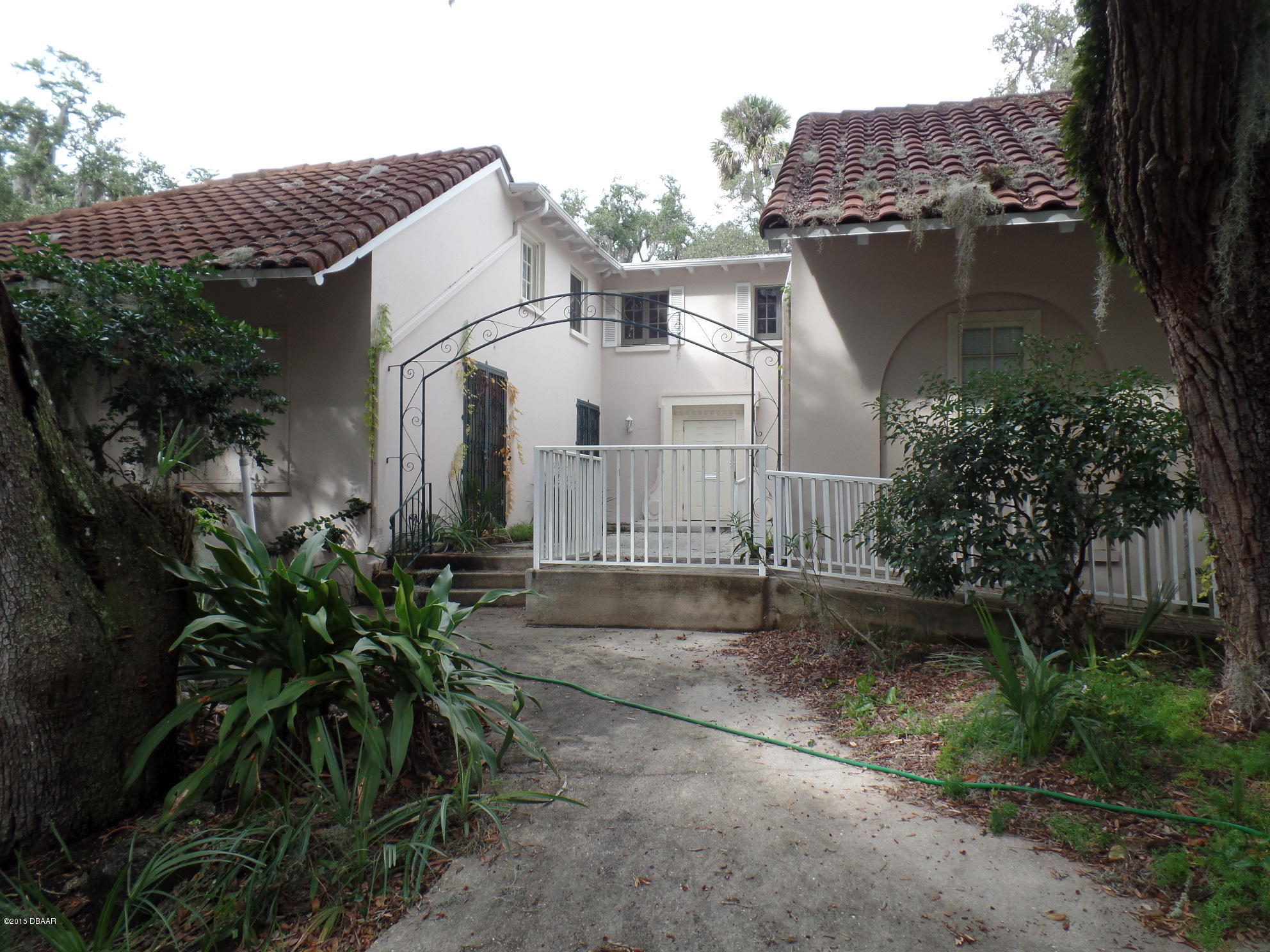Photo 1 of 11 — 500 S Ridgewood Avenue, Daytona Beach, FL 32114