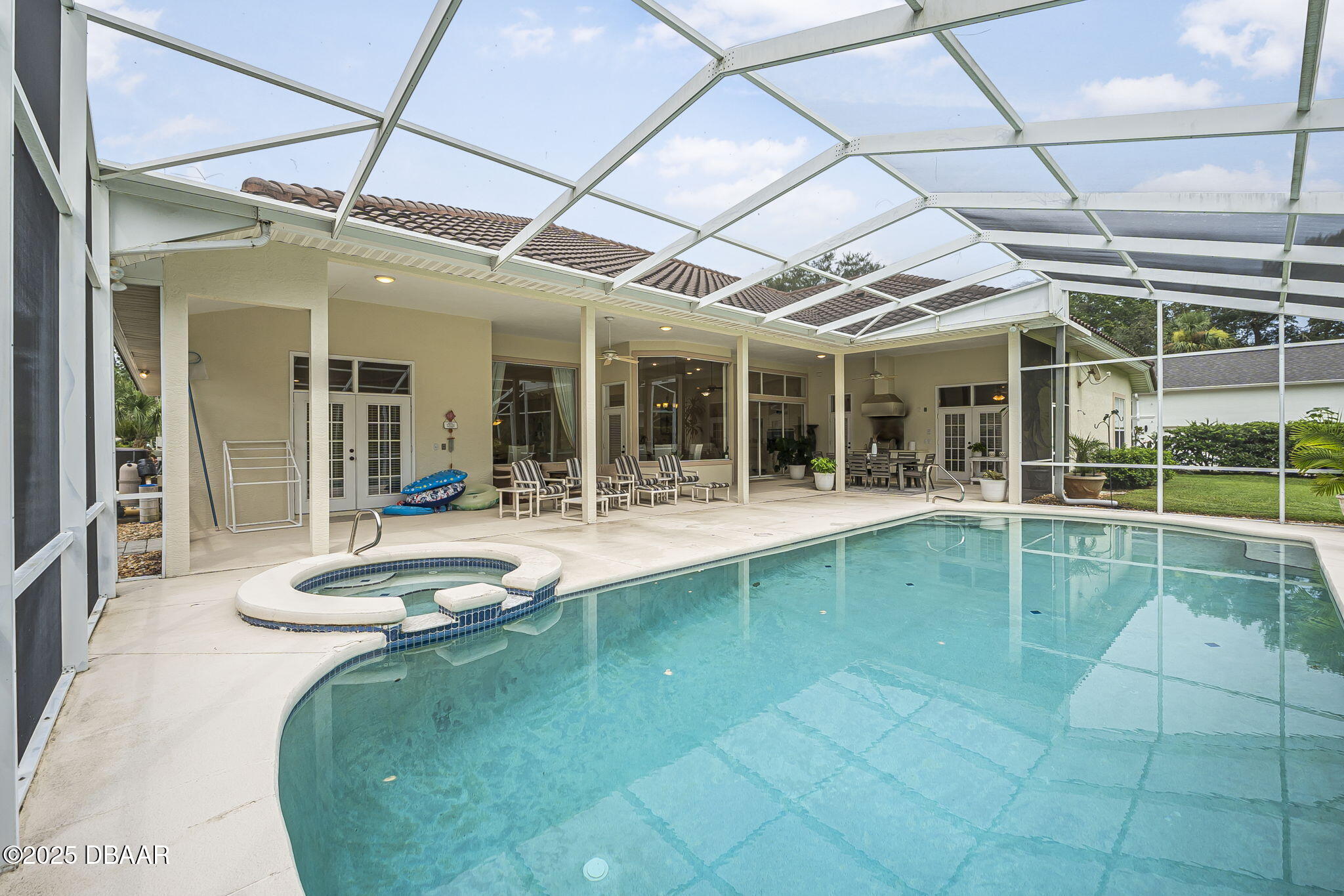 19 Tomoka Cove Way