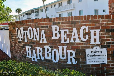 3009 N Halifax Avenue Daytona Beach FL 32118