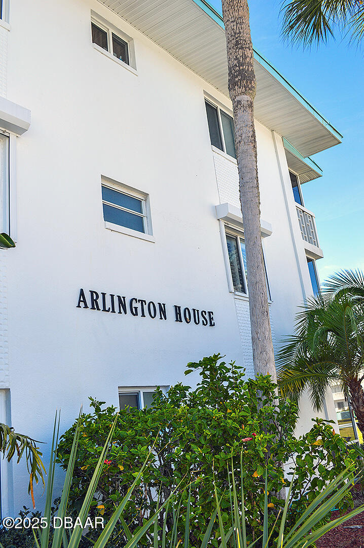 3009 N Halifax Avenue