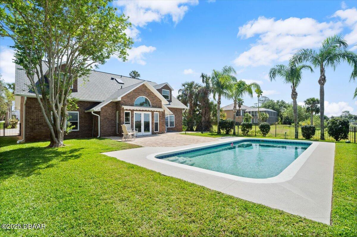 1517 N Halifax Avenue