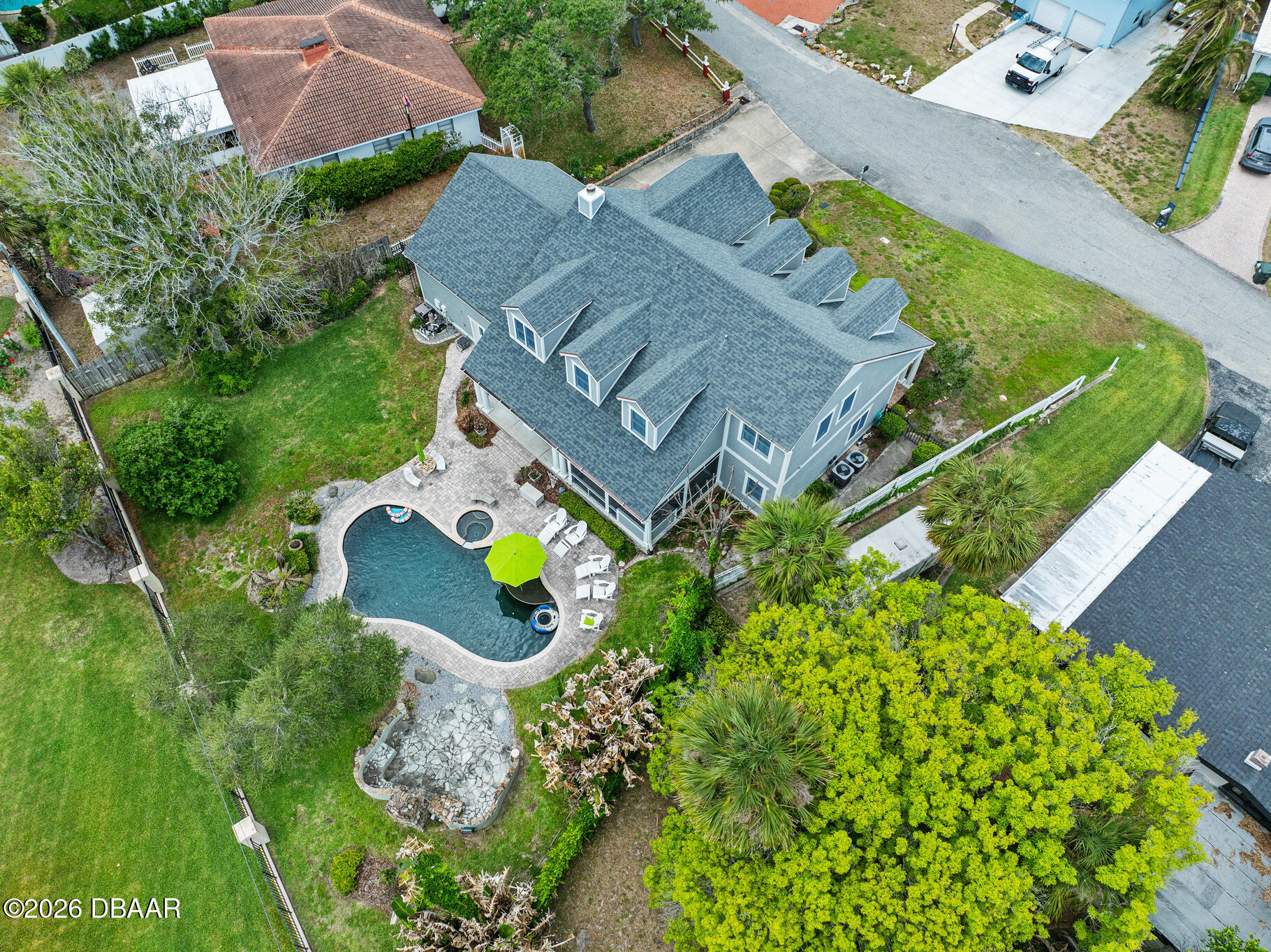 2 Hickory Lane