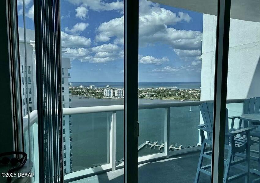 231 Riverside Drive 2508