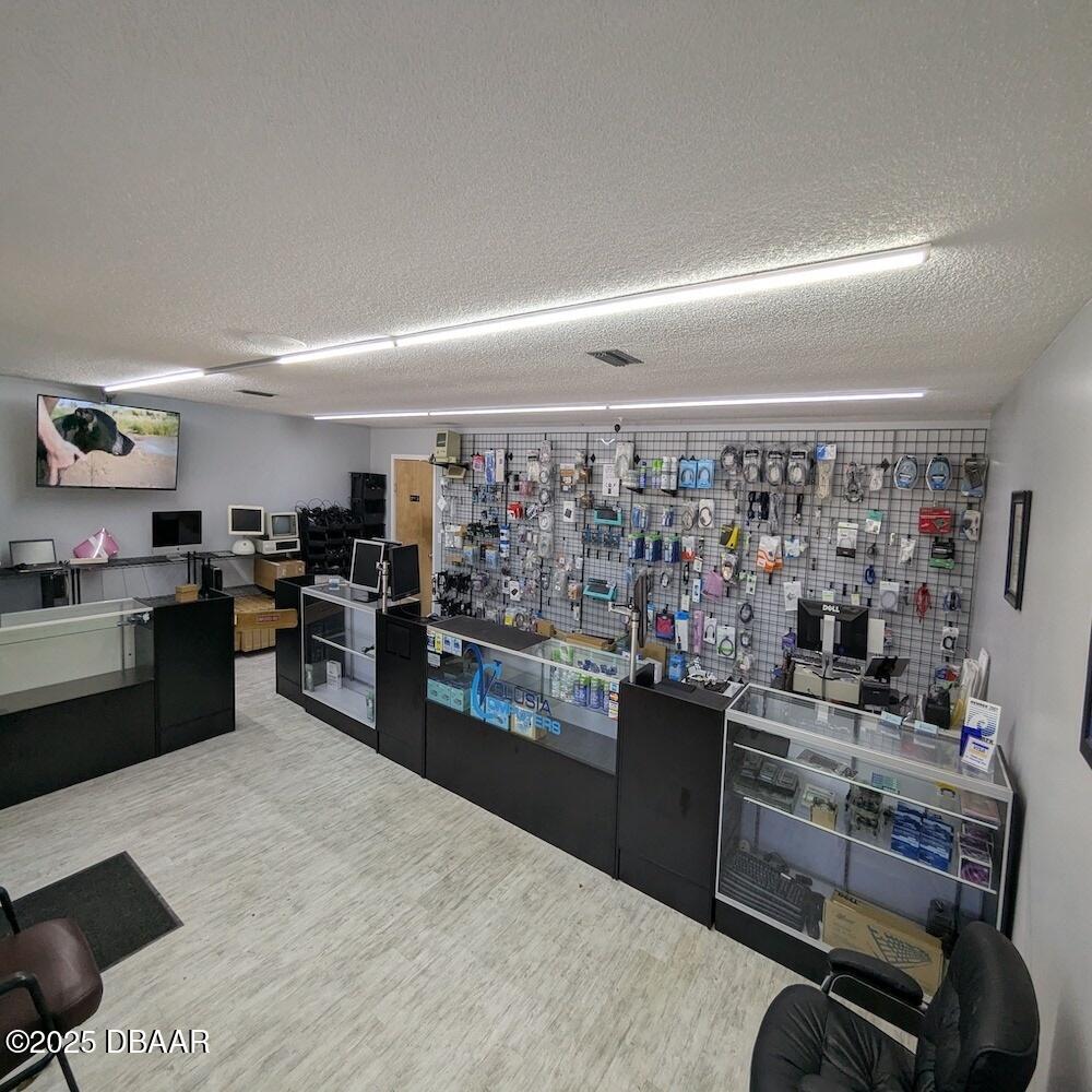 484 S Yonge Street
