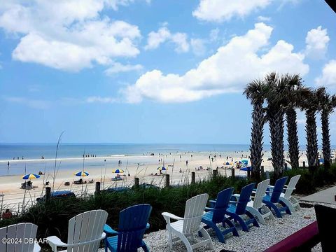 A home in Daytona Beach Shores