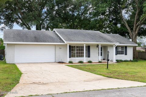 A home in Deltona