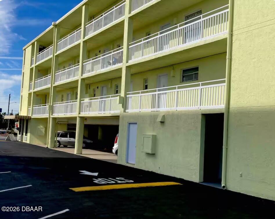 453 S Atlantic Avenue