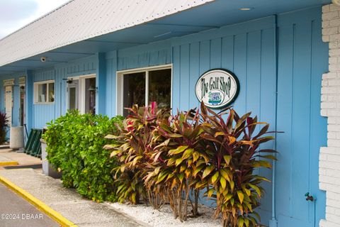 A home in New Smyrna Beach