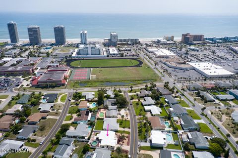 A home in Daytona Beach