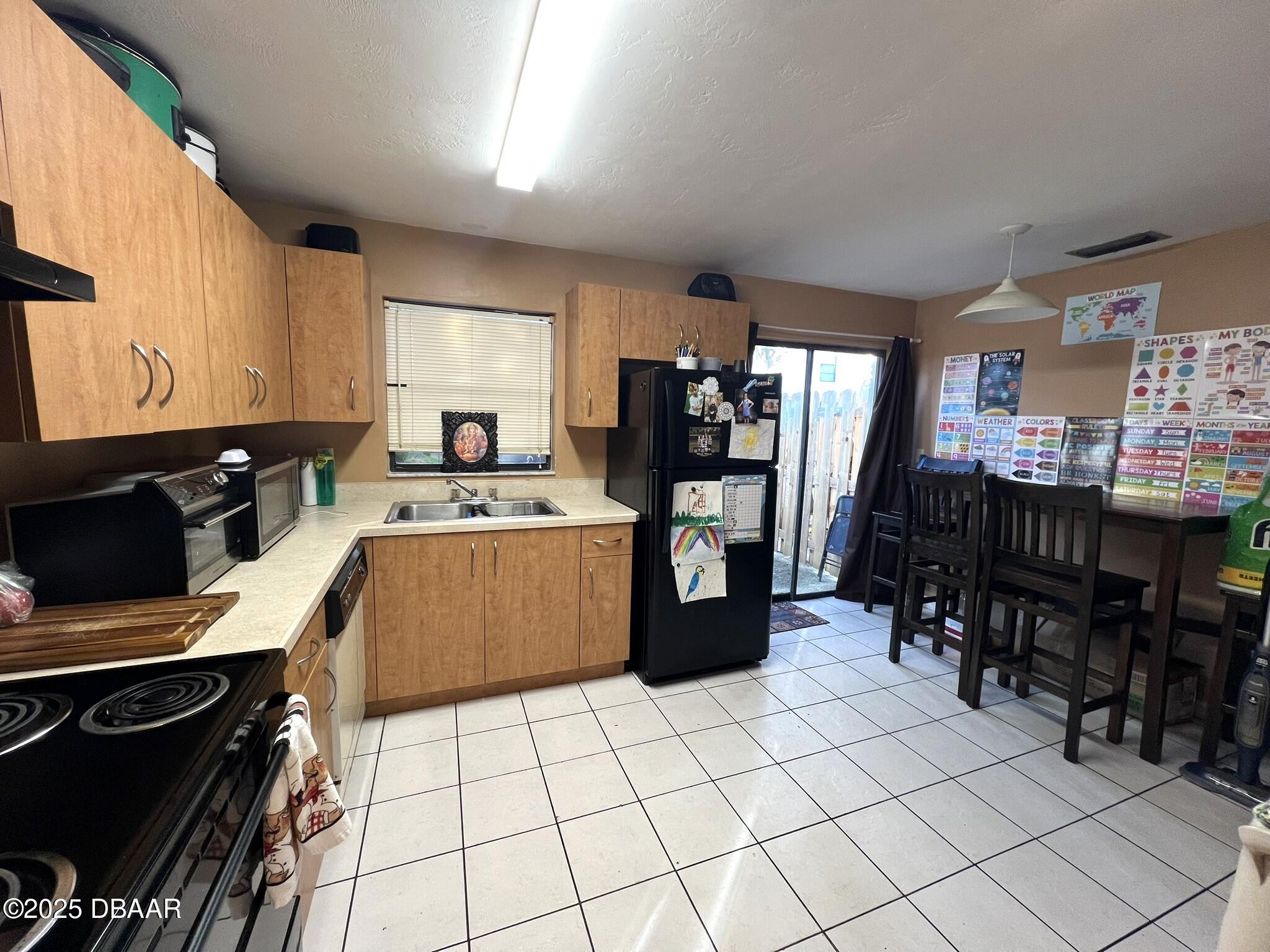 980 Canal View Boulevard J5