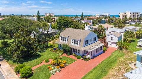 1225 Gamble Place Daytona Beach FL 32118