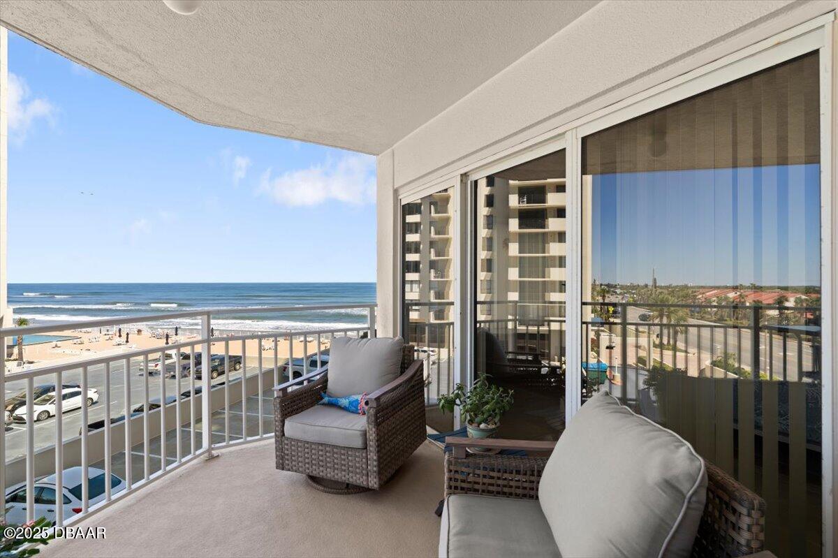 2967 S Atlantic Avenue 301