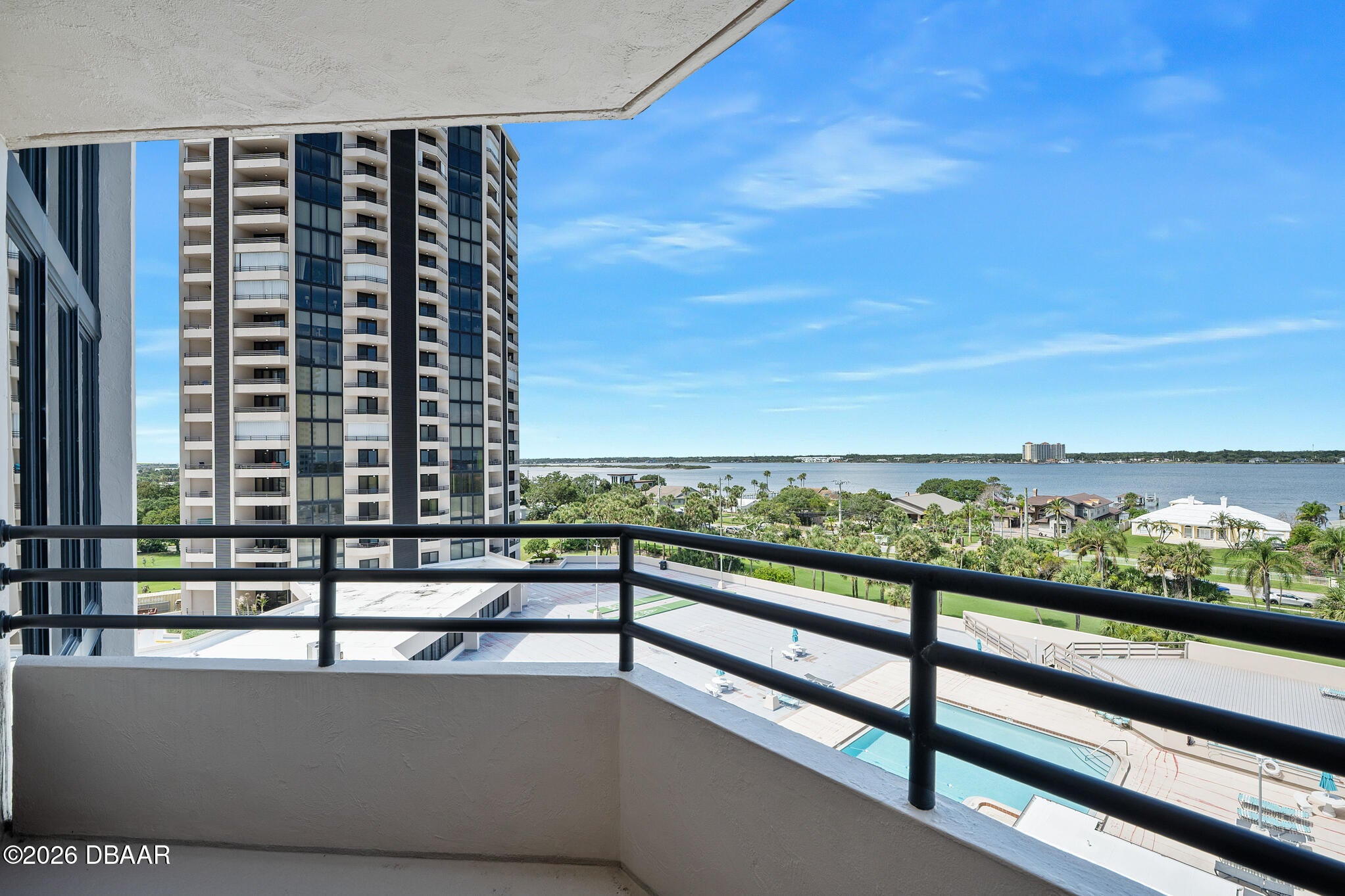 1 Oceans West Boulevard