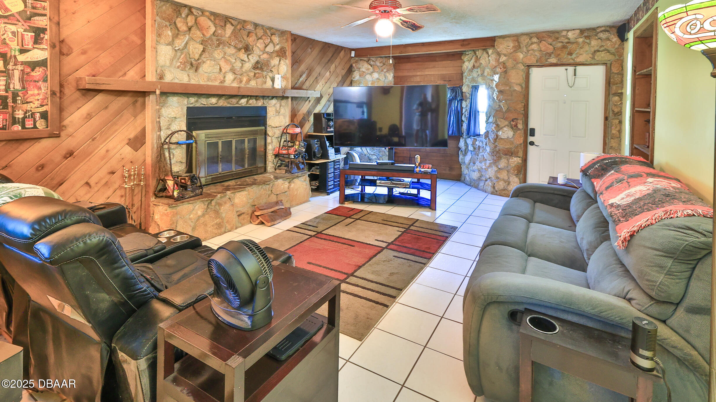 428 Perdita Avenue