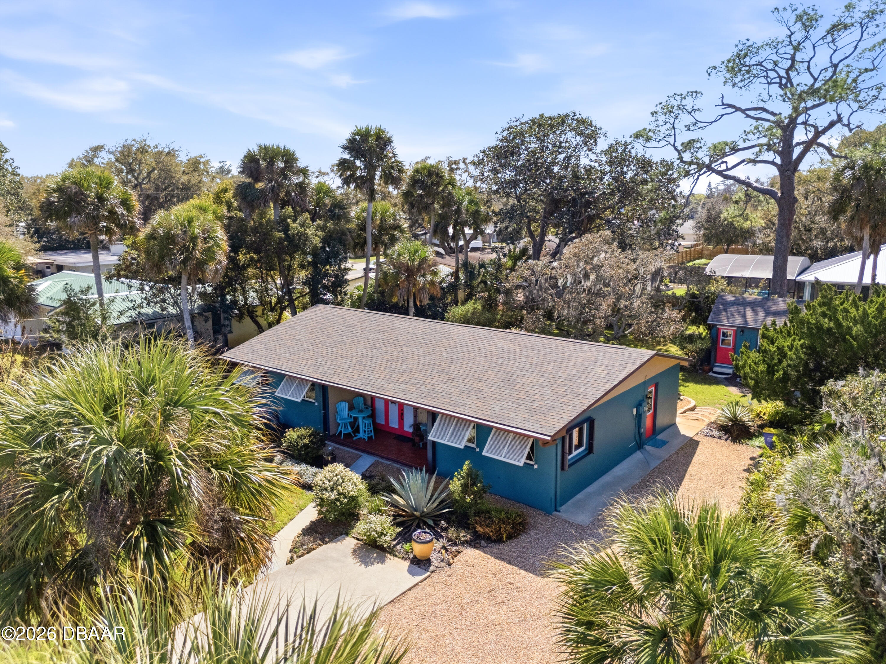 1104 S Riverside Drive