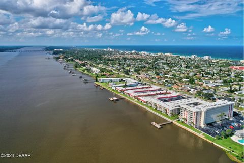 A home in Daytona Beach