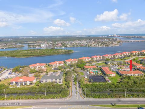 A home in New Smyrna Beach