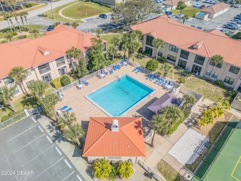 A home in New Smyrna Beach