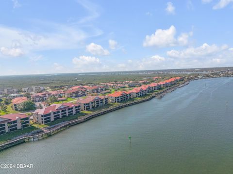 A home in New Smyrna Beach