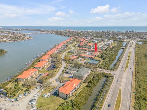 A home in New Smyrna Beach