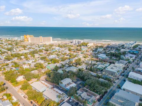 A home in New Smyrna Beach