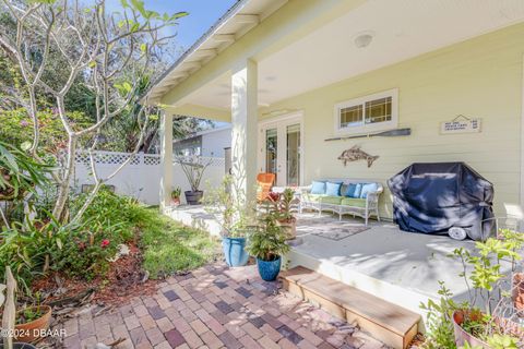 A home in New Smyrna Beach