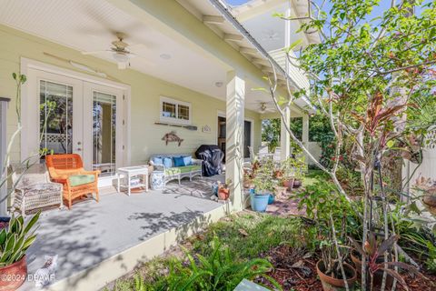 A home in New Smyrna Beach