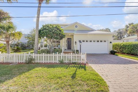 A home in New Smyrna Beach