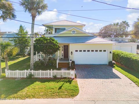 A home in New Smyrna Beach