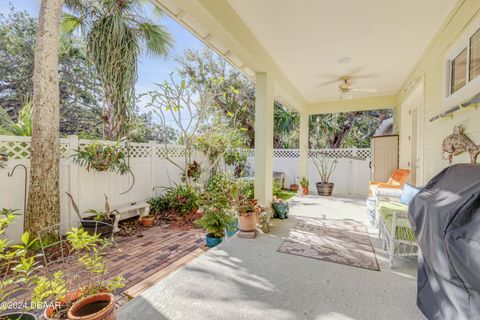 A home in New Smyrna Beach