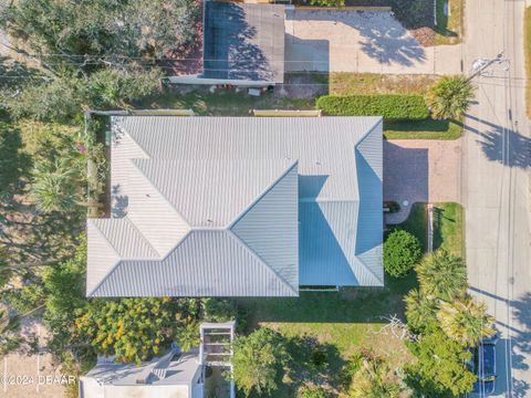 A home in New Smyrna Beach