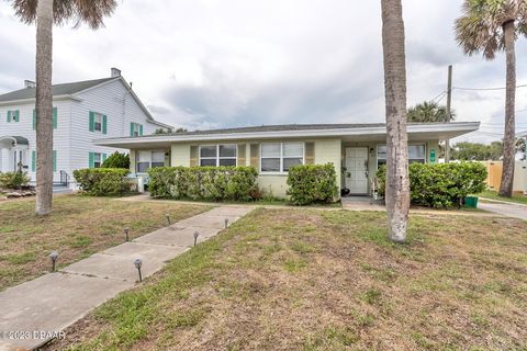 927 N Grandview Avenue Daytona Beach FL 32118