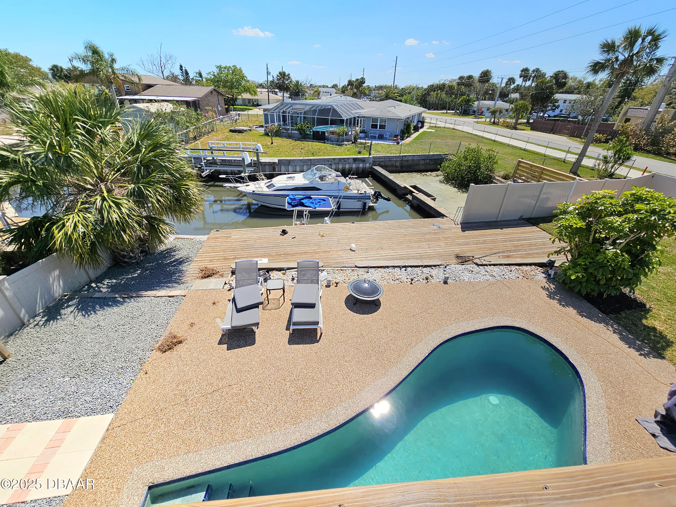 151 Reef Road