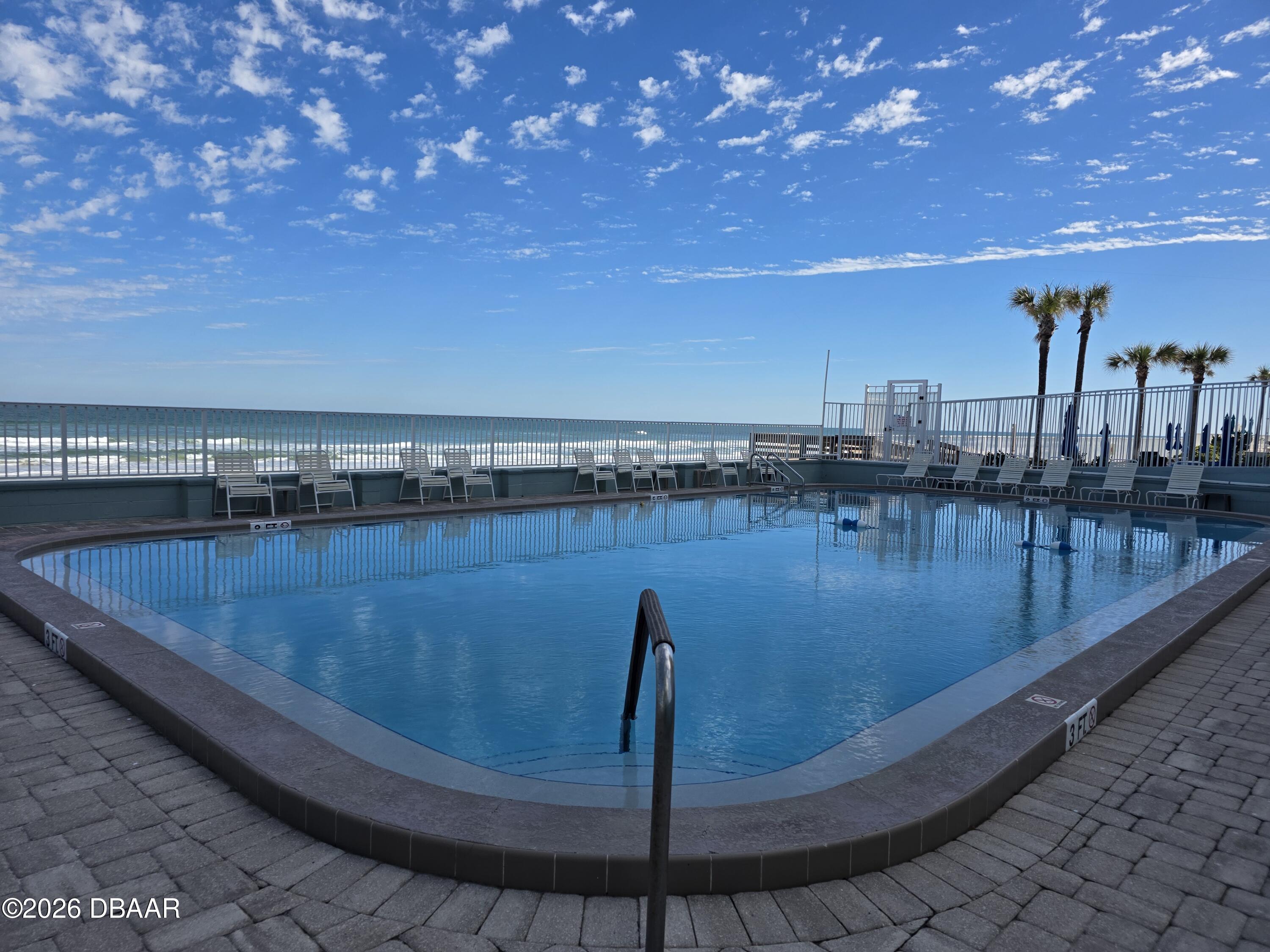 3727 S Atlantic Avenue