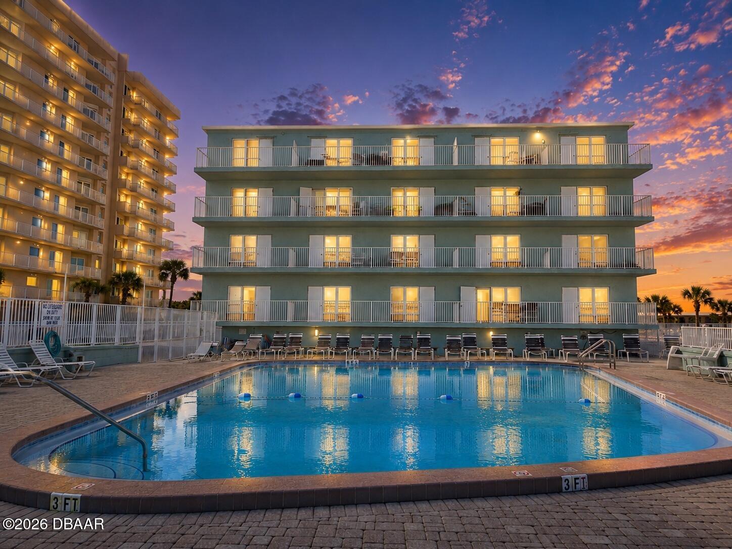 Beach_Club_Condo