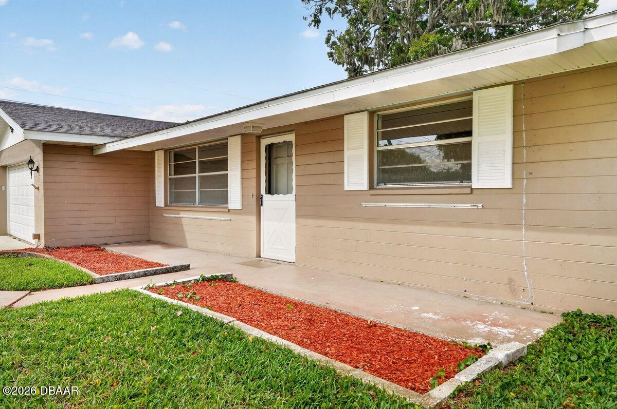 2342 Citrus Avenue