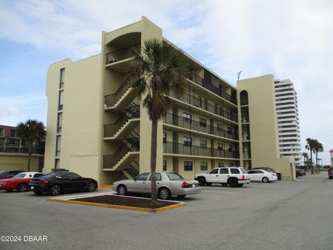 A home in Daytona Beach