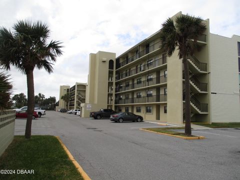 A home in Daytona Beach