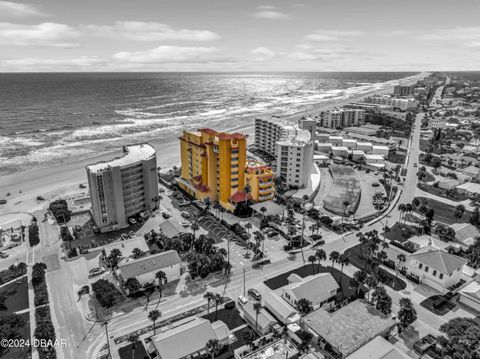 A home in New Smyrna Beach